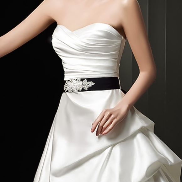 Black or white sash! ivory Satin  & formal sash - Picture 9 of 15